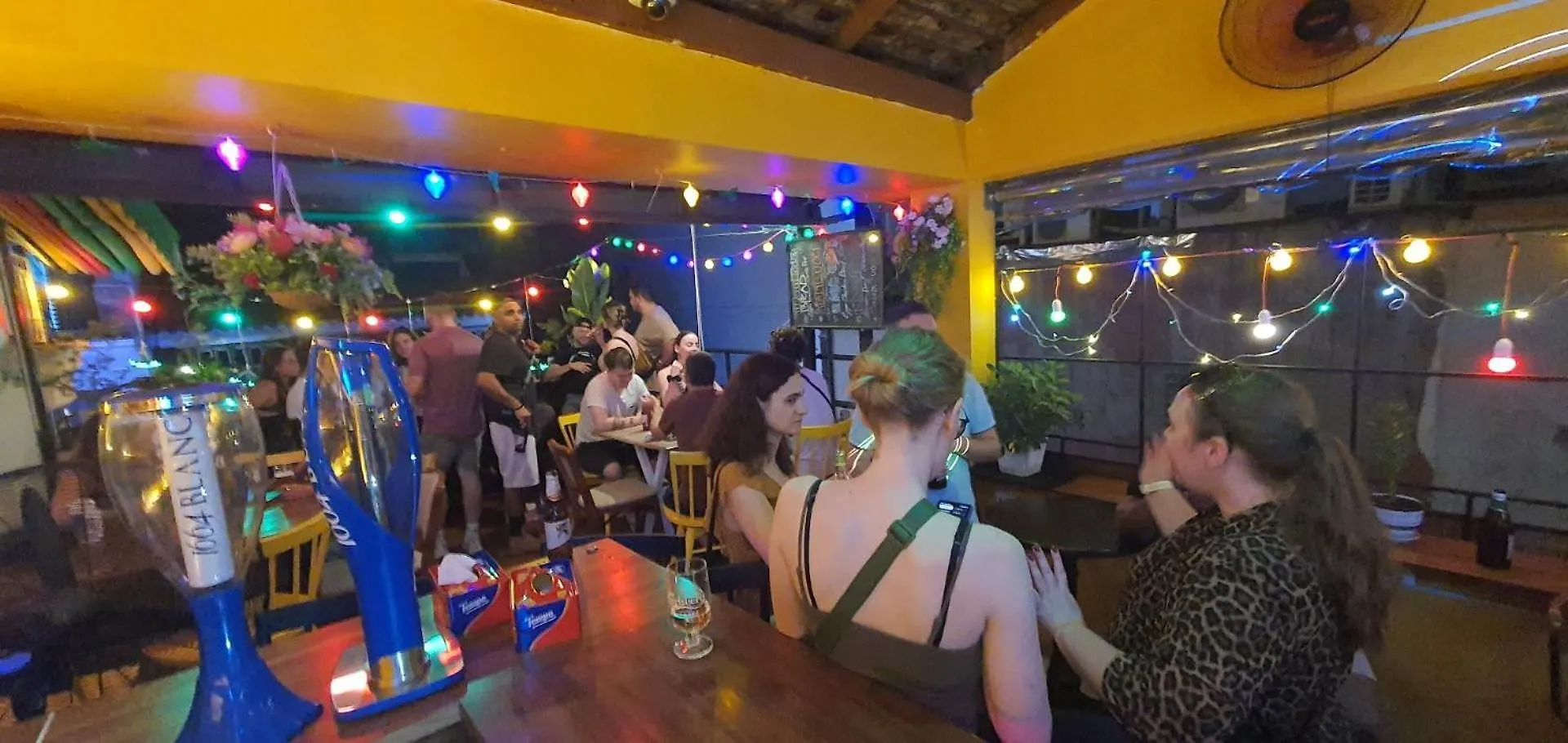 Apartment Mailala Hostel & Bar Ho Chi Minh City